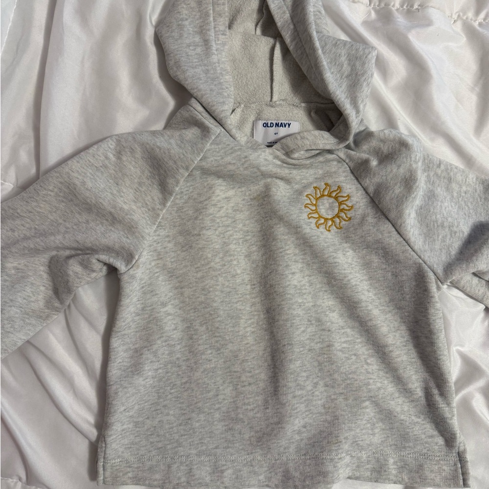 Old Navy Light Gray Kids Hoodie with Sun Design